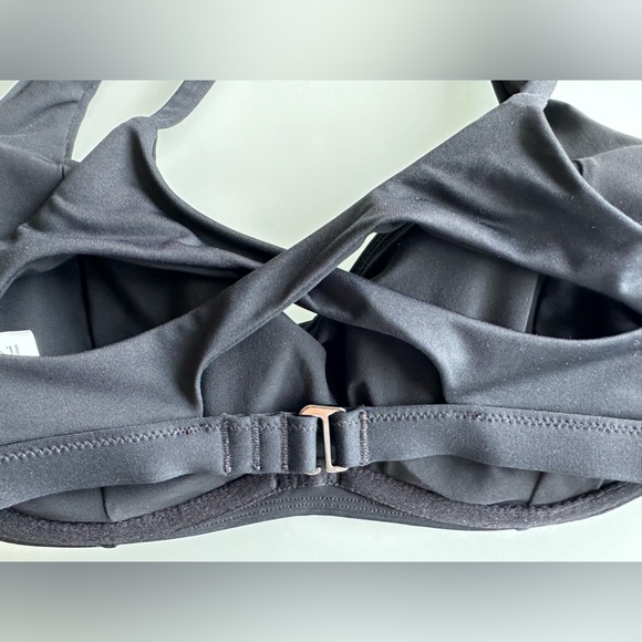 Athleta Black Criss Cross Back Bikini Top size 32D/DD - Picture 4 of 6